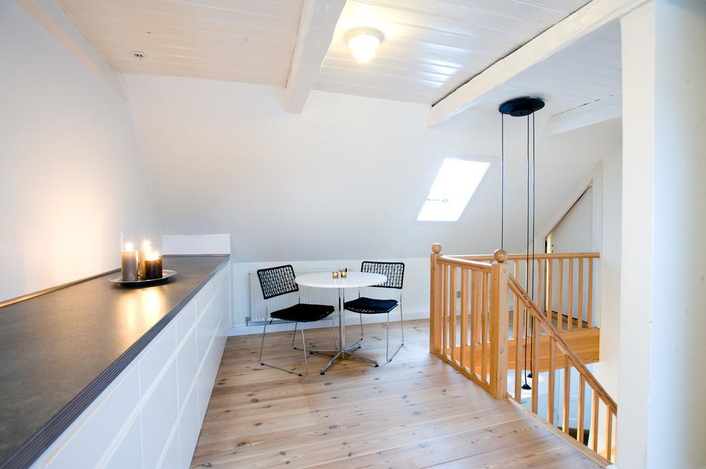Den Gamle Kobmandsgaard Bed & Breakfast Рибе Экстерьер фото