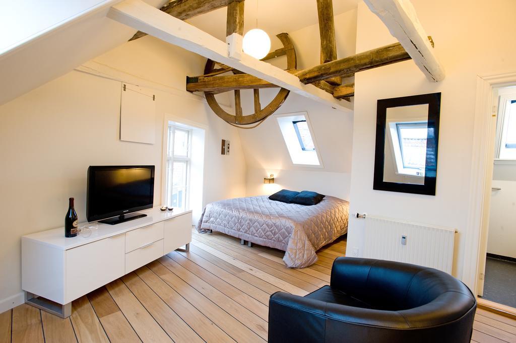 Den Gamle Kobmandsgaard Bed & Breakfast Рибе Экстерьер фото