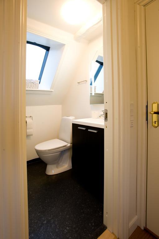 Den Gamle Kobmandsgaard Bed & Breakfast Рибе Экстерьер фото